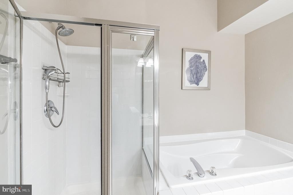 12876 Fair Valley Court - Photo 14