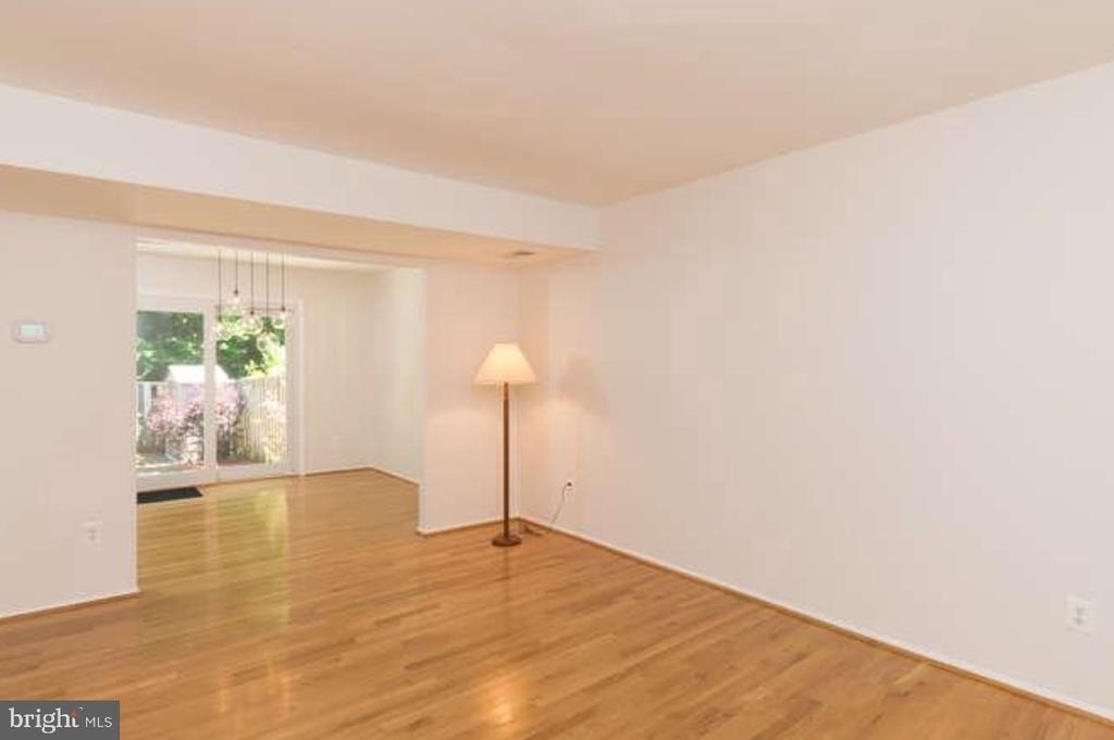 8302 Moline Place - Photo 9