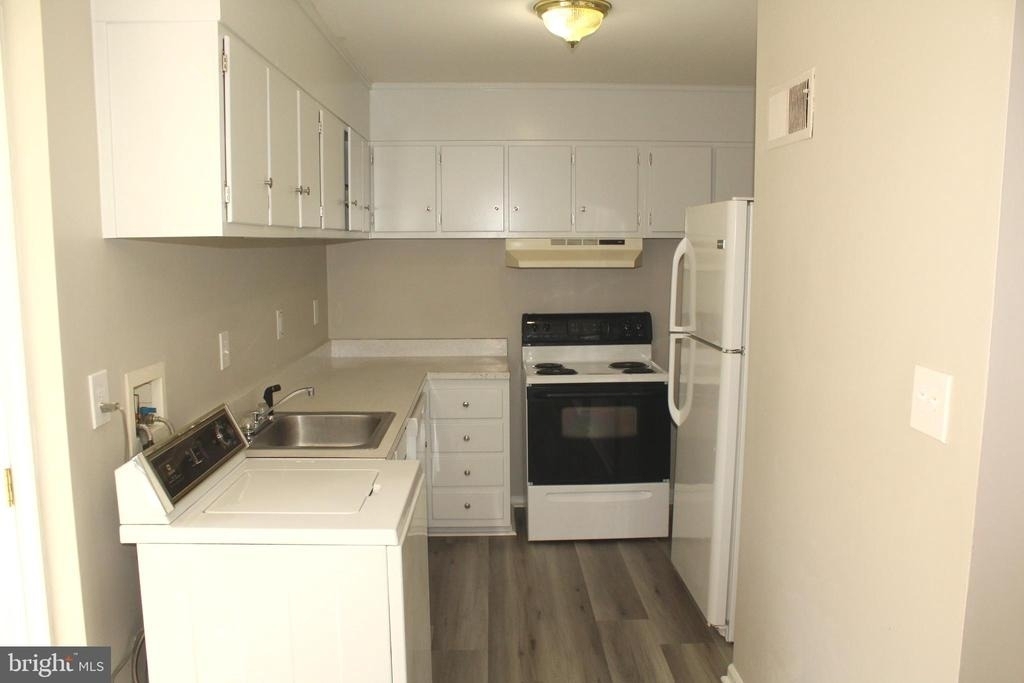 731 Denton Circle - Photo 12