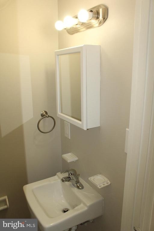 731 Denton Circle - Photo 3