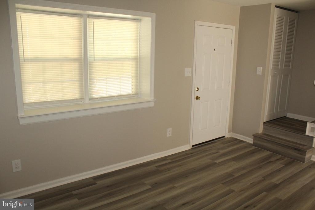 731 Denton Circle - Photo 8