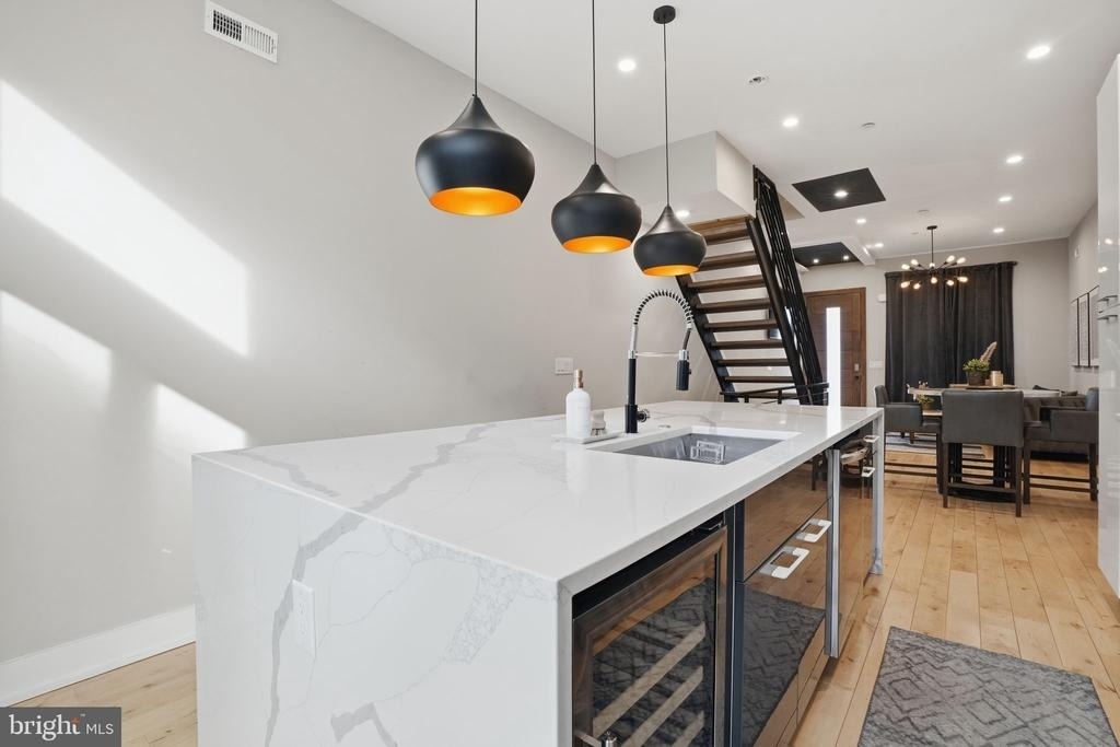 1514 S Bambrey Street - Photo 8