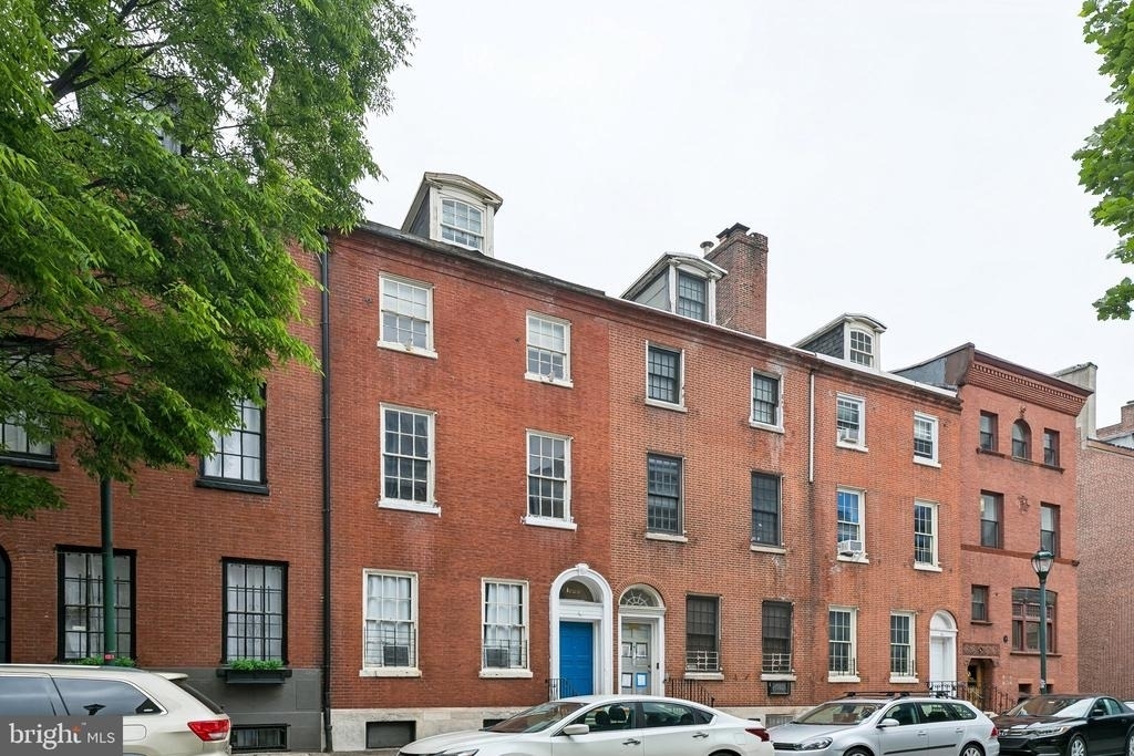 1225 Spruce Street - Photo 8