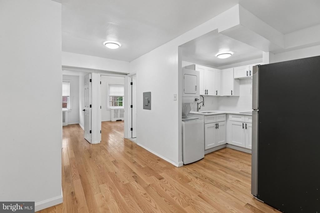 1225 Spruce Street - Photo 0