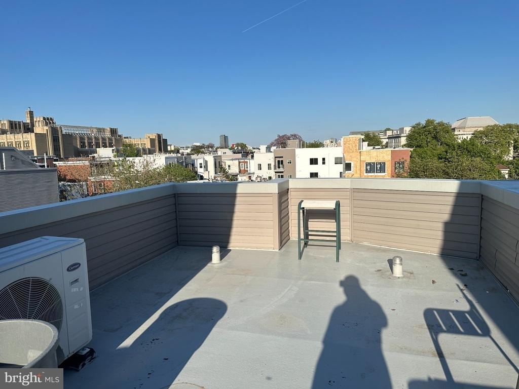 1210 N Taylor Street - Photo 24