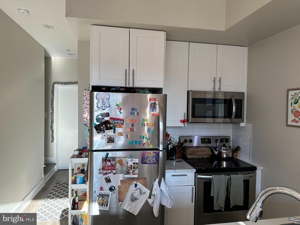 1210 N Taylor Street - Photo 6