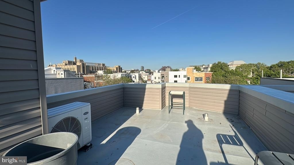 1210 N Taylor Street - Photo 23