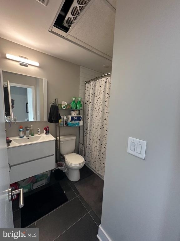 1210 N Taylor Street - Photo 8