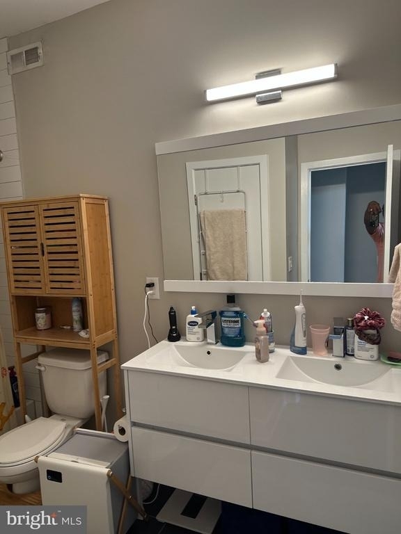 1210 N Taylor Street - Photo 16