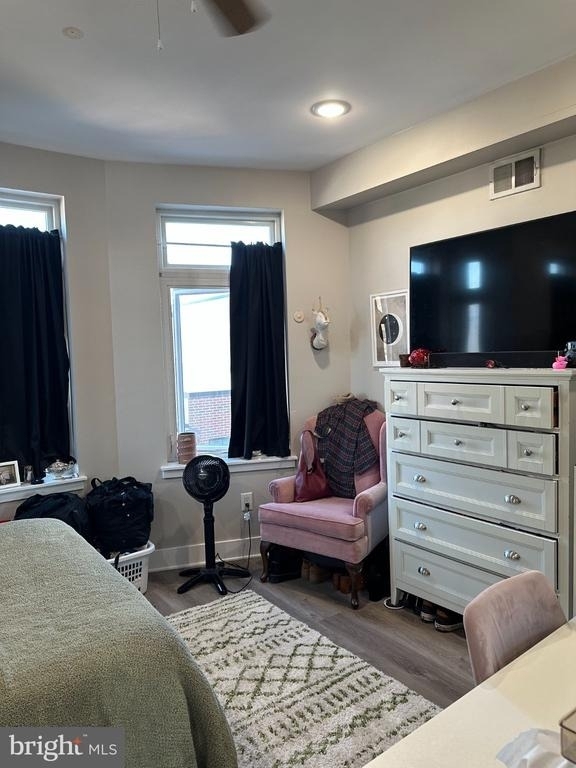 1210 N Taylor Street - Photo 19