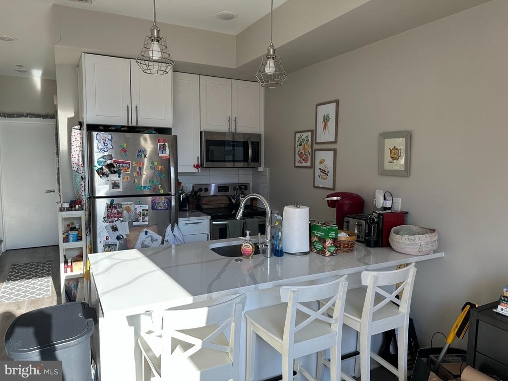 1210 N Taylor Street - Photo 5