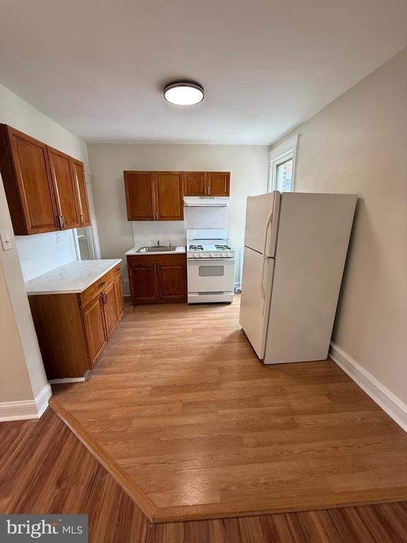 1330 E Luzerne Street - Photo 0