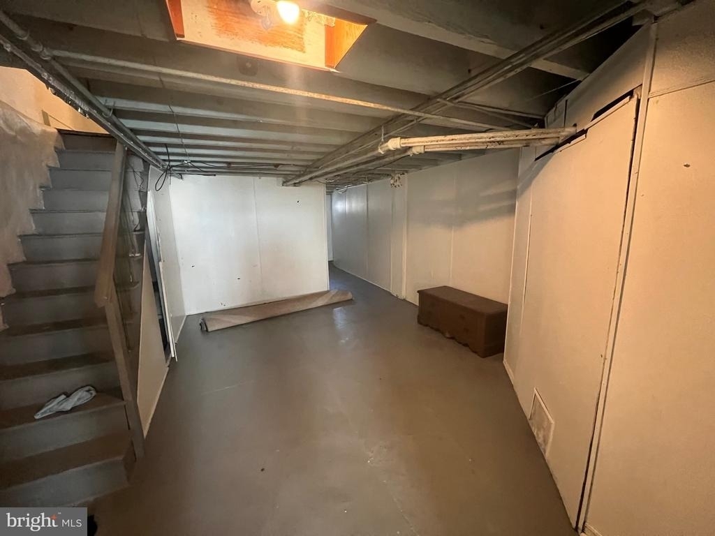 3559 Sheffield Avenue - Photo 11