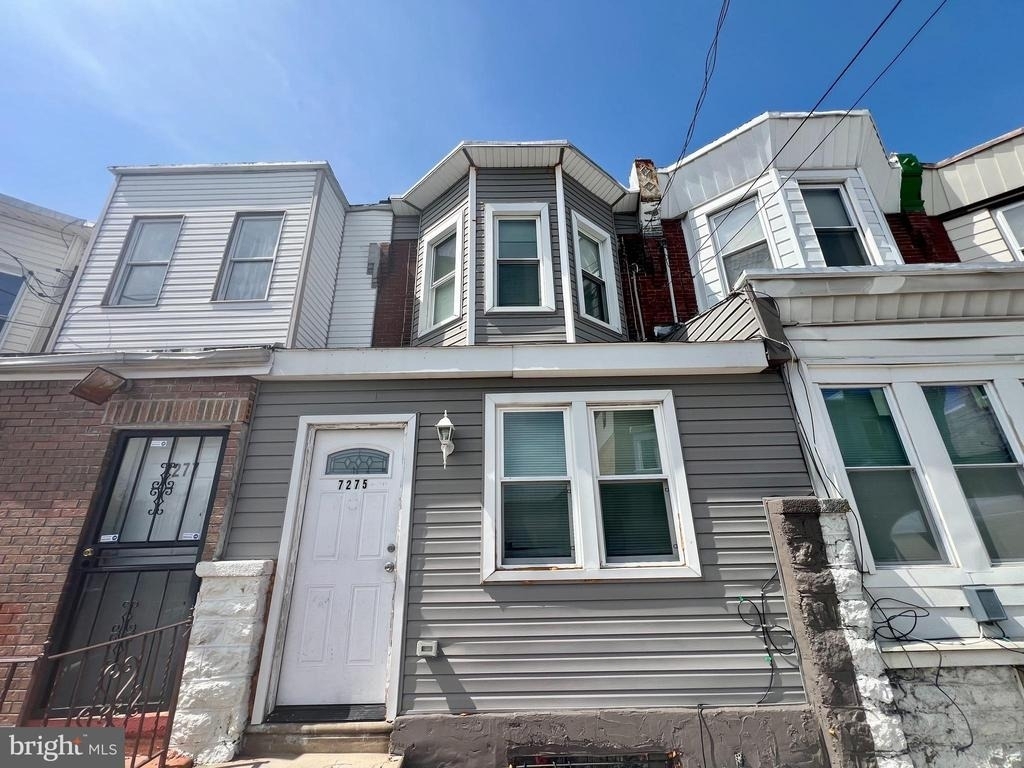 7275 Saybrook Avenue - Photo 0