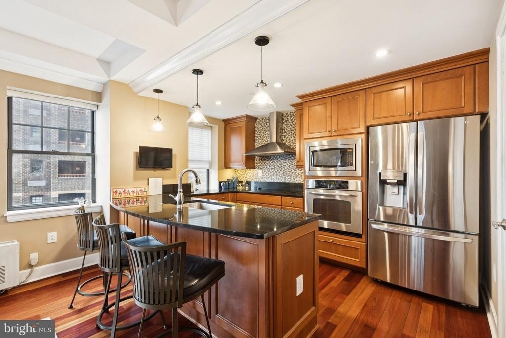 1701 Locust Street - Photo 6