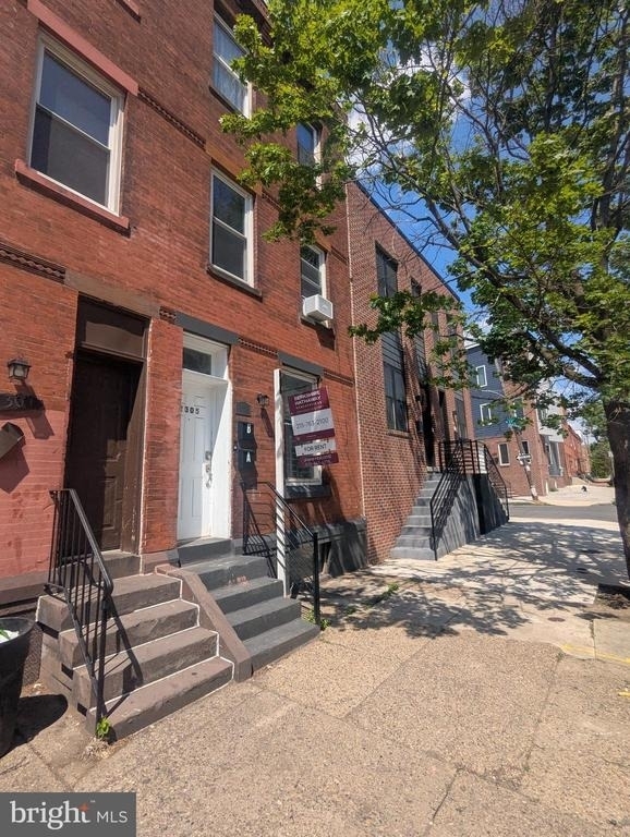 2305 N College Avenue - Photo 1