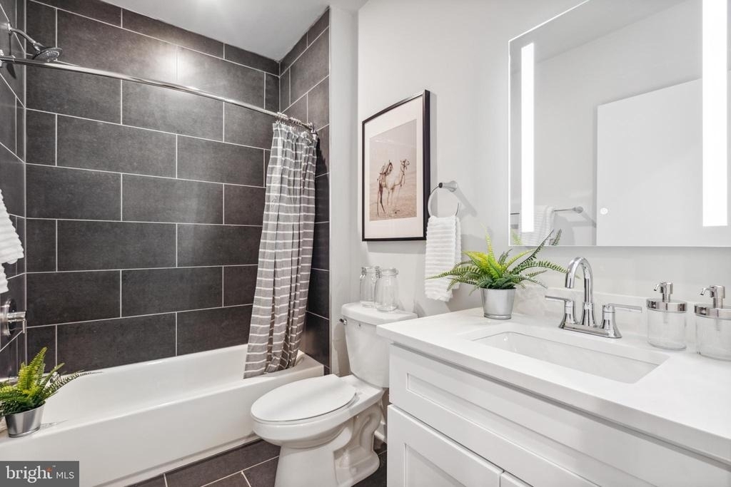 1330 S Patton Street - Photo 8