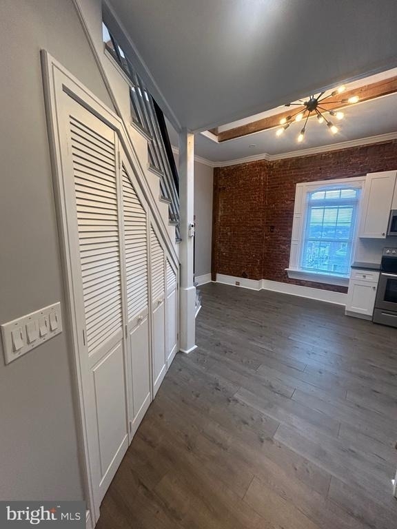 13 N 4th Ave - Photo 1