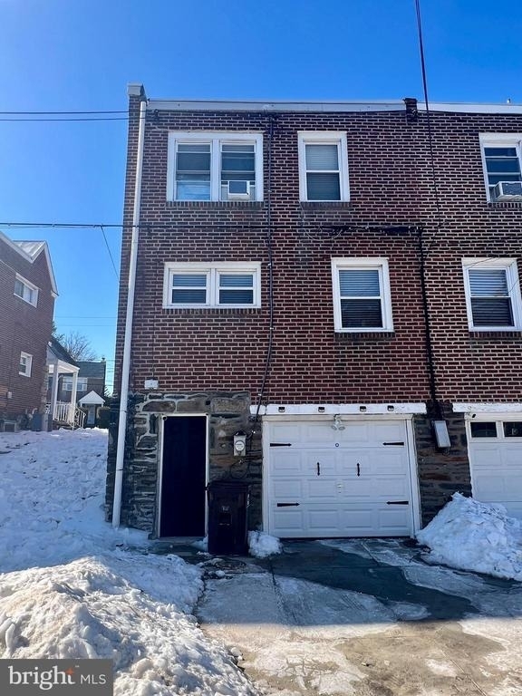 317 Barker Avenue - Photo 2