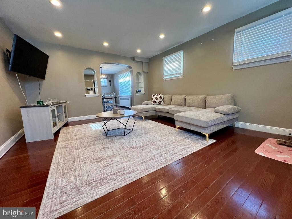 317 Barker Avenue - Photo 7