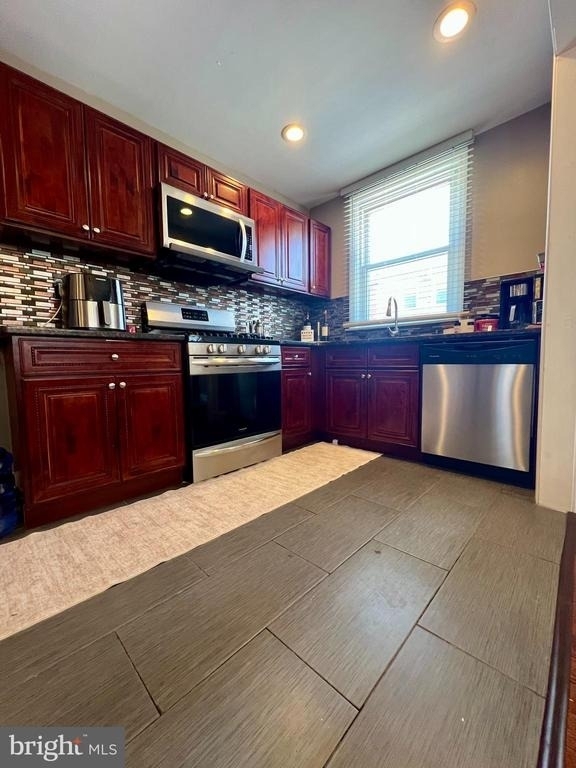 317 Barker Avenue - Photo 9