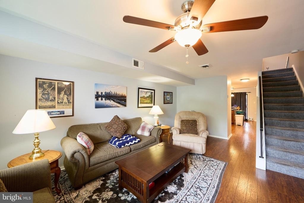 242 Summit House - Photo 6