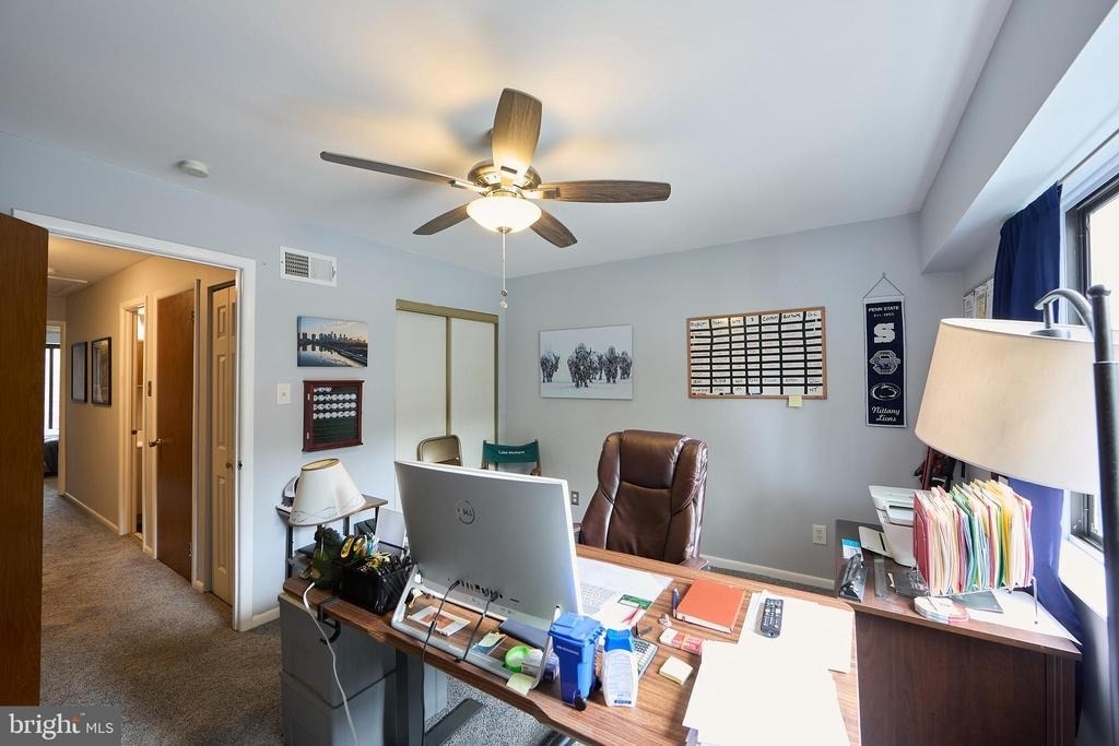 242 Summit House - Photo 11