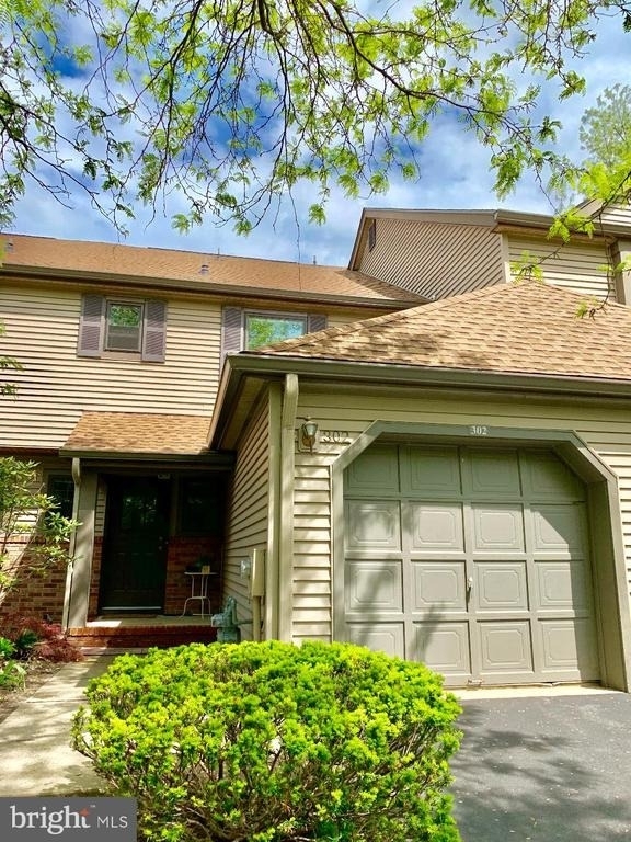 302 Marten Road - Photo 1