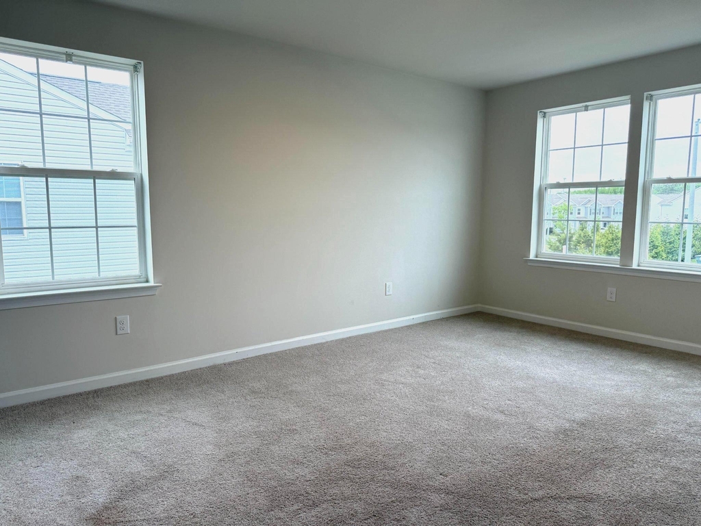 173 Mazzeo Drive - Photo 7