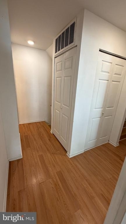 10044 Forest View Place - Photo 9