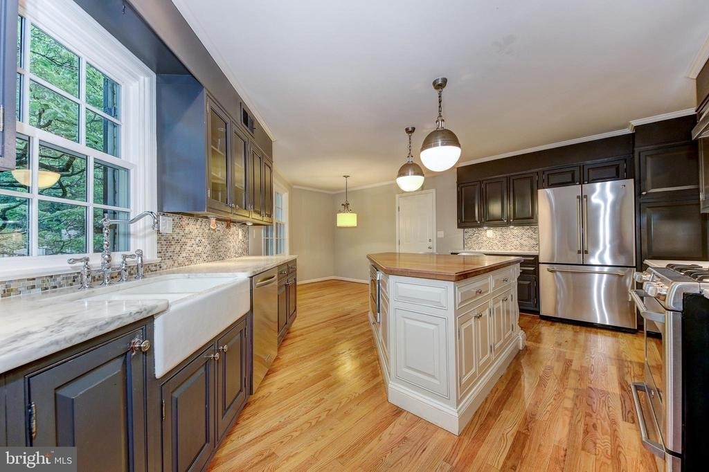 4509 Tournay Road - Photo 2