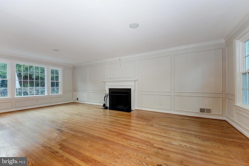 4509 Tournay Road - Photo 3