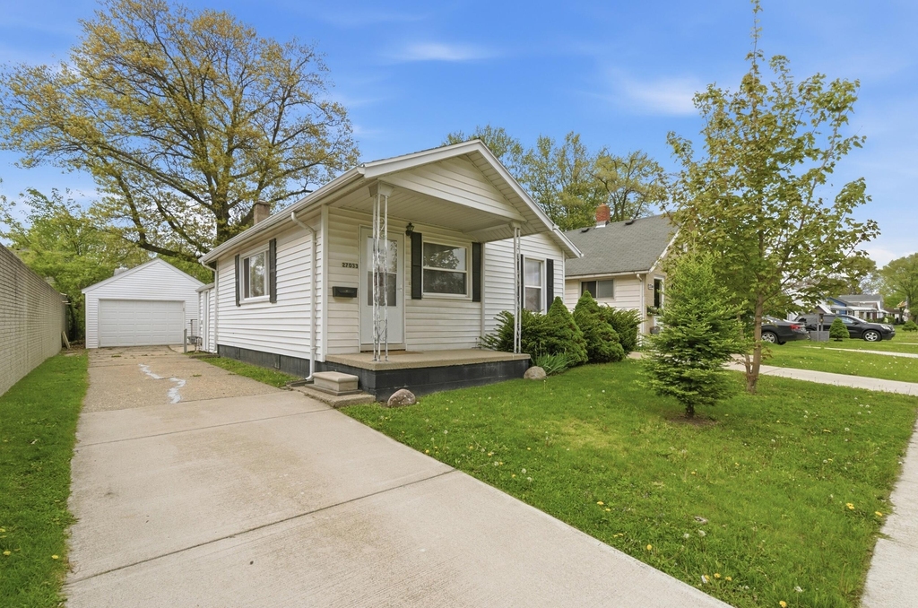 27033 Brush Street - Photo 1