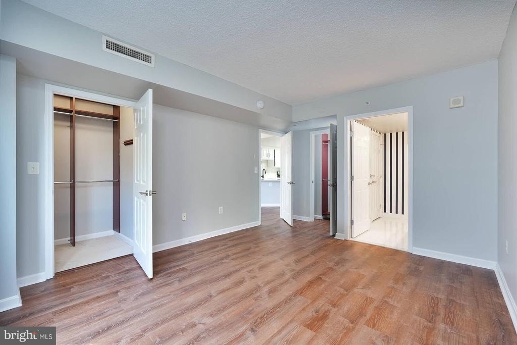 11710 Old Georgetown - Photo 9