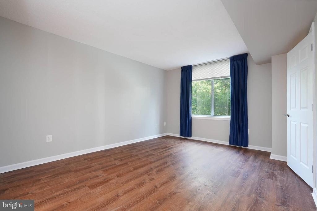 11710 Old Georgetown - Photo 8