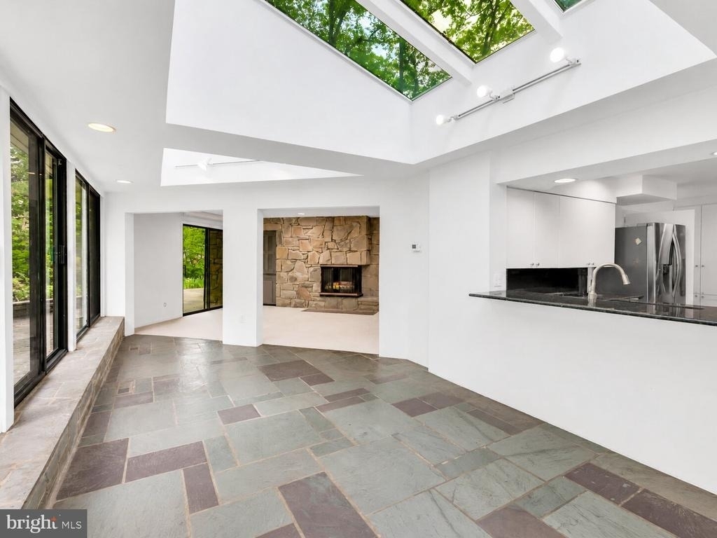 6509 Bradley Boulevard - Photo 5
