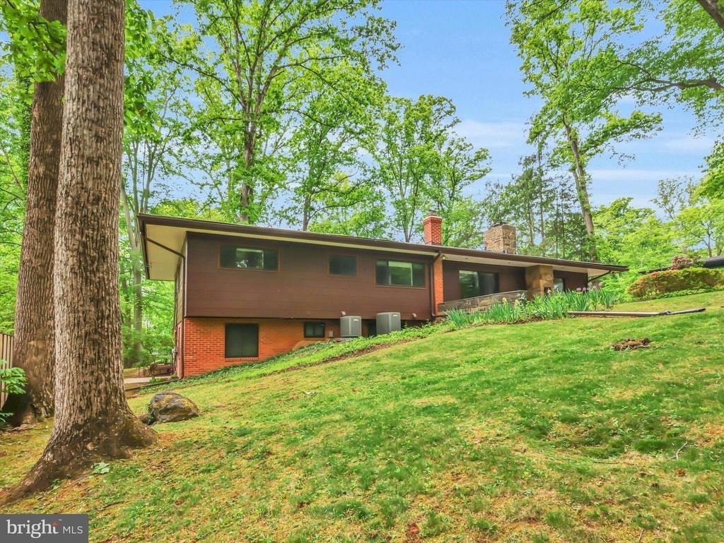 6509 Bradley Boulevard - Photo 47