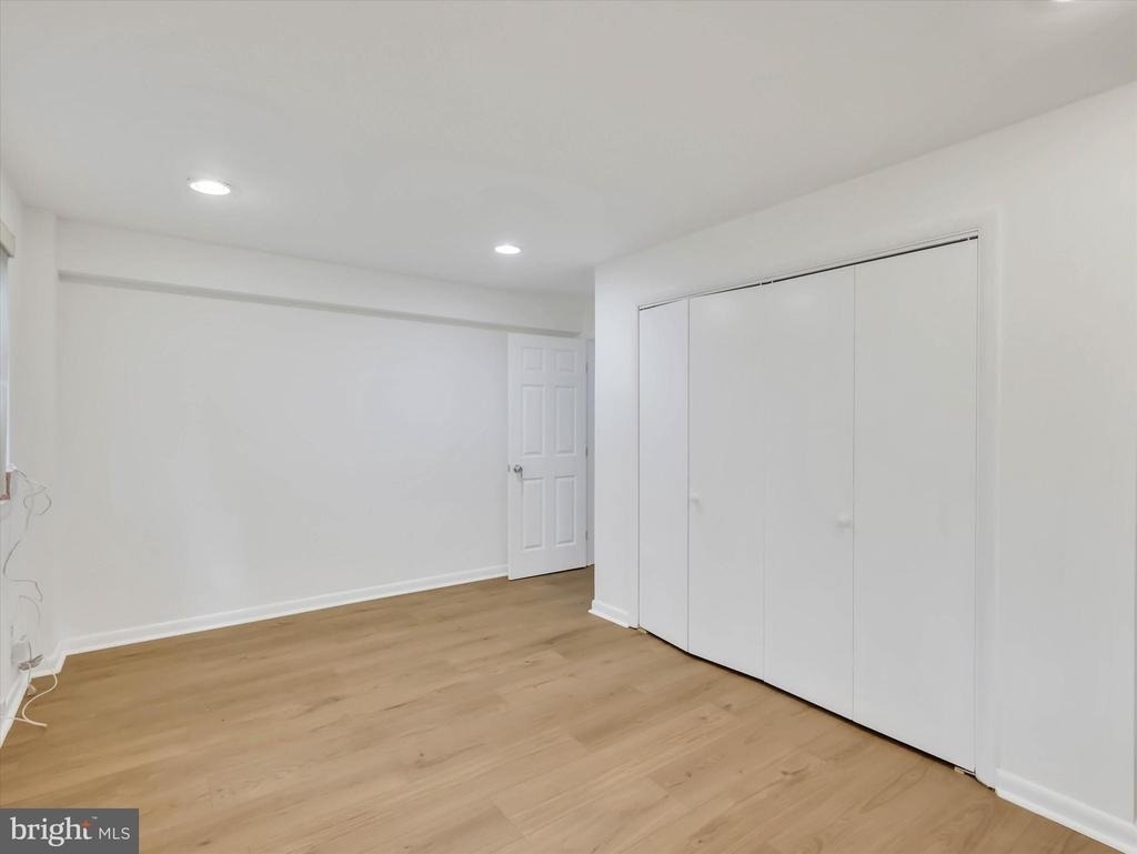 6509 Bradley Boulevard - Photo 34