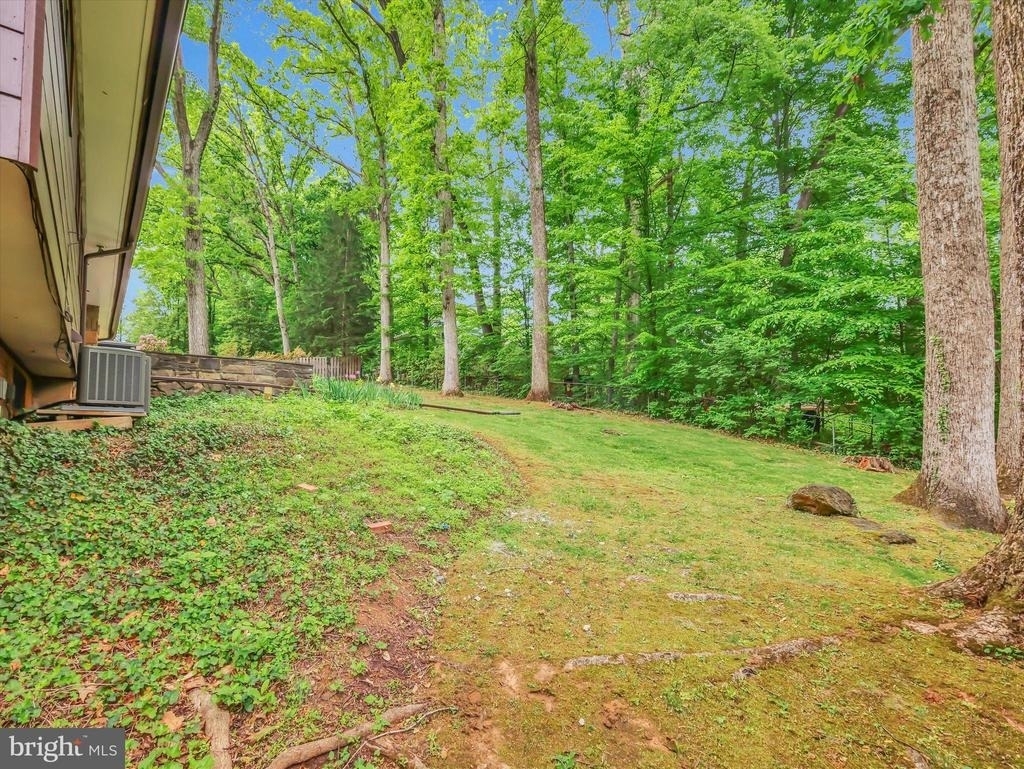 6509 Bradley Boulevard - Photo 44