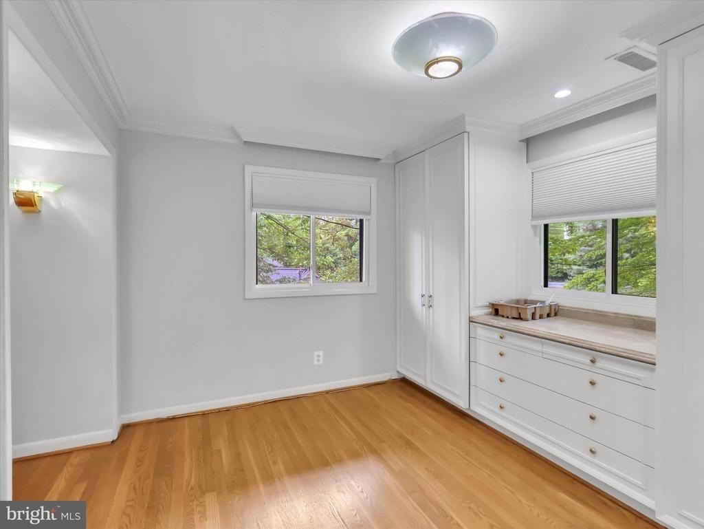 6509 Bradley Boulevard - Photo 13