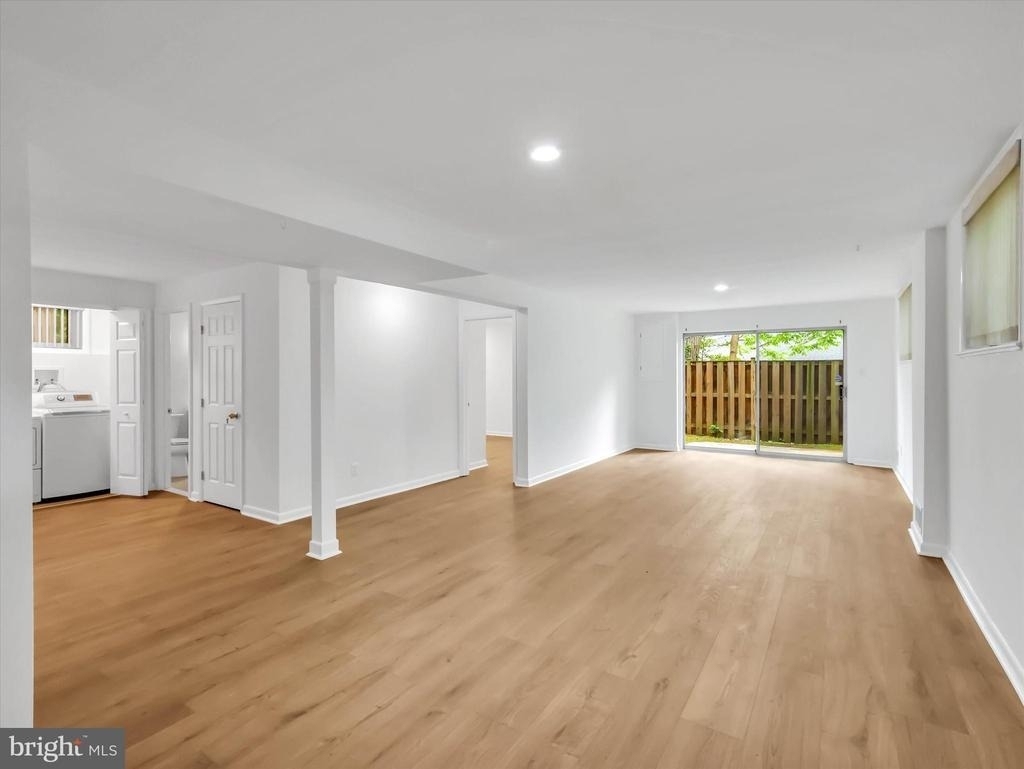 6509 Bradley Boulevard - Photo 36