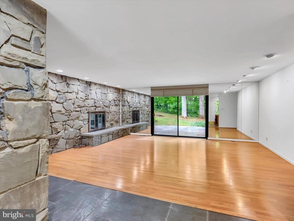 6509 Bradley Boulevard - Photo 18