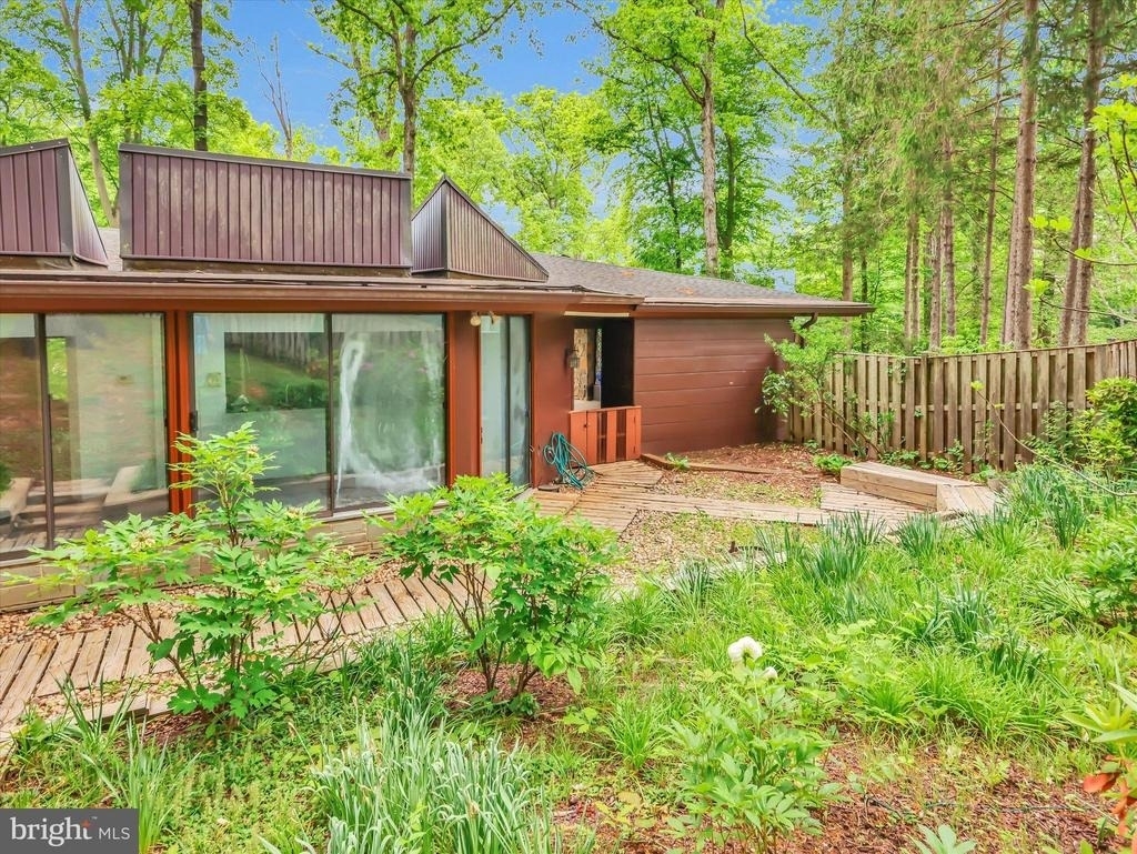 6509 Bradley Boulevard - Photo 46