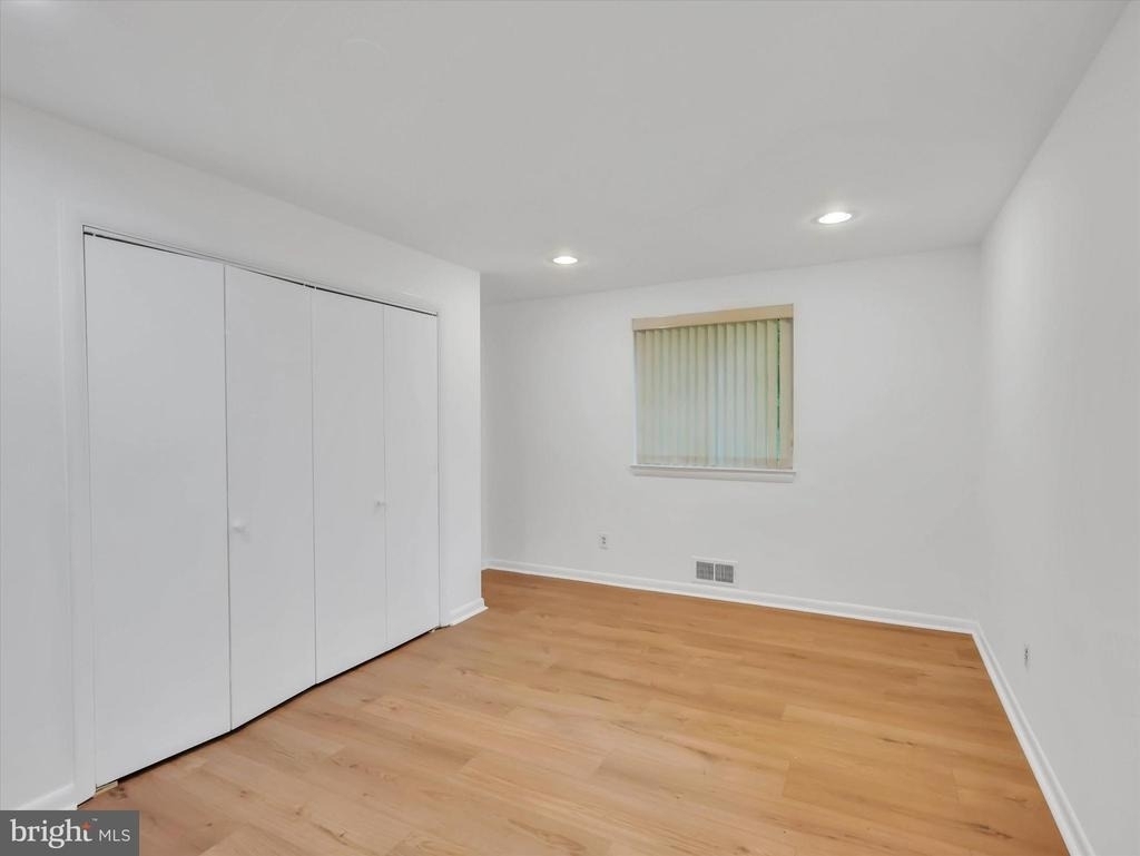 6509 Bradley Boulevard - Photo 31
