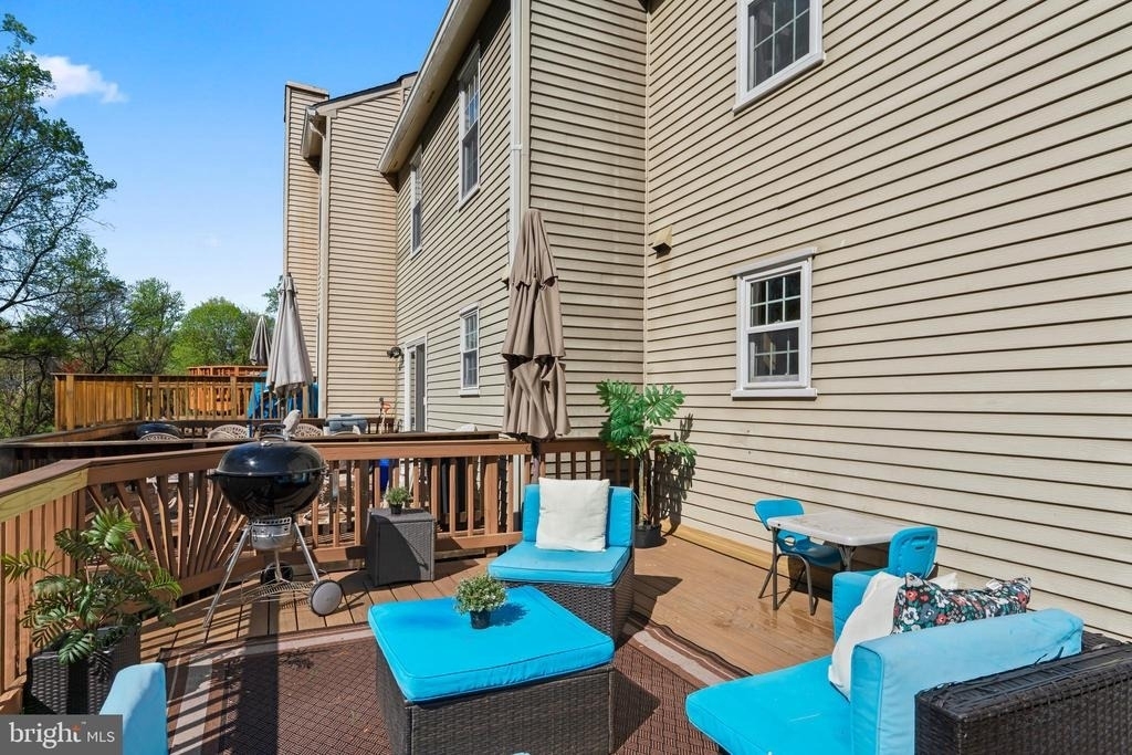 10267 Green Holly Terrace - Photo 16