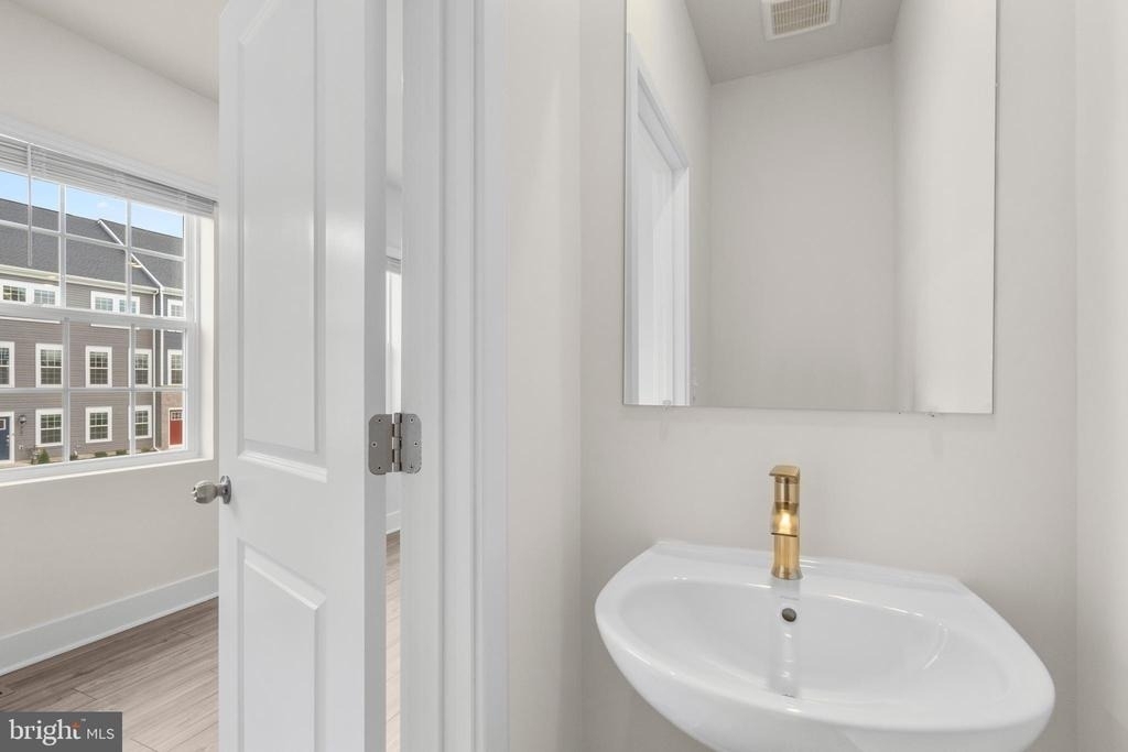 1826 Parham Way - Photo 17