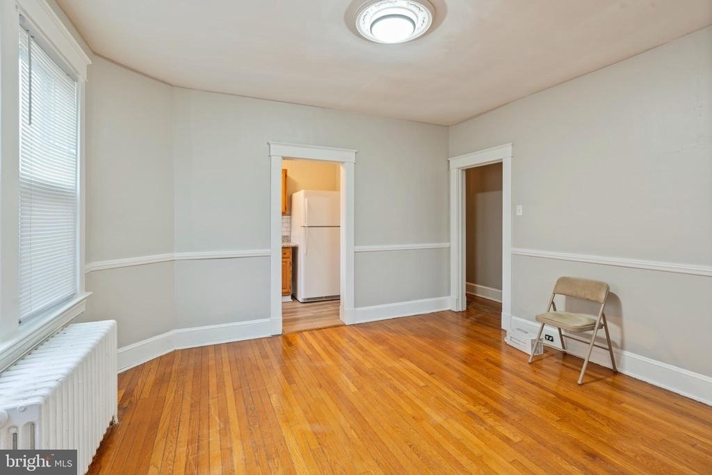 639 Plymouth Road - Photo 4