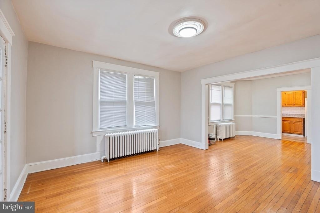 639 Plymouth Road - Photo 2