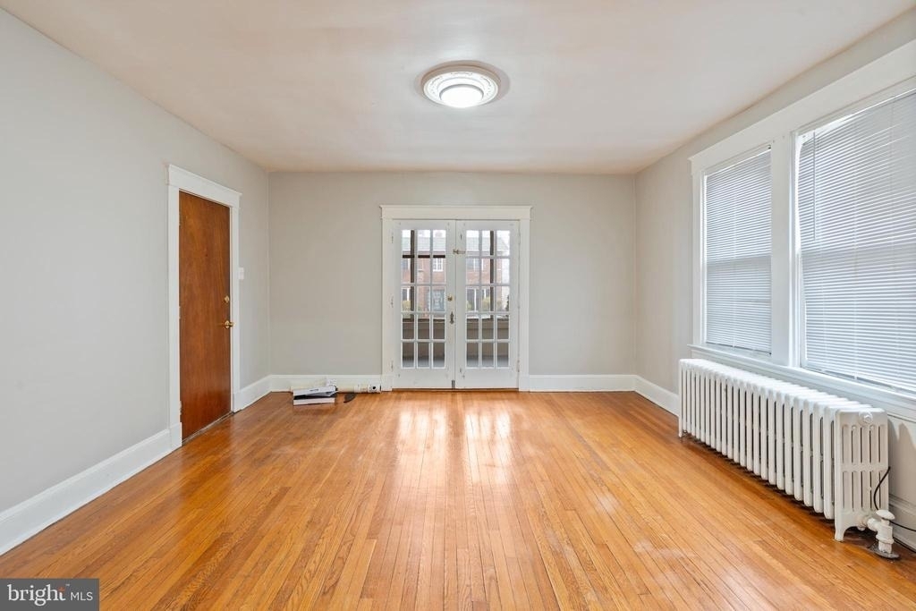 639 Plymouth Road - Photo 3