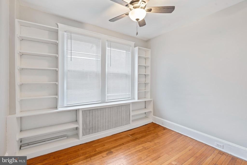 639 Plymouth Road - Photo 11